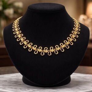 Elegant Gold Necklace